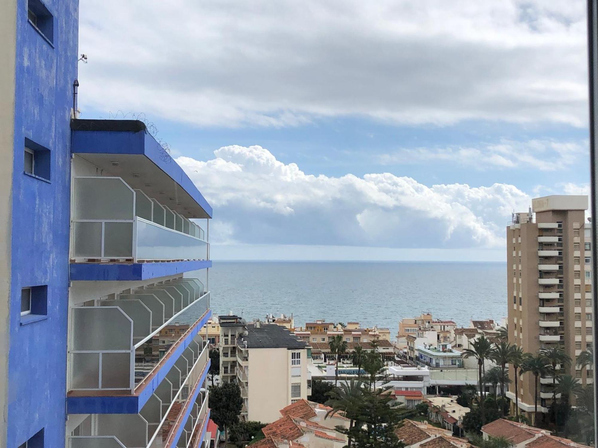 Inviting Studio With Sea View Torremolinos Exterior photo