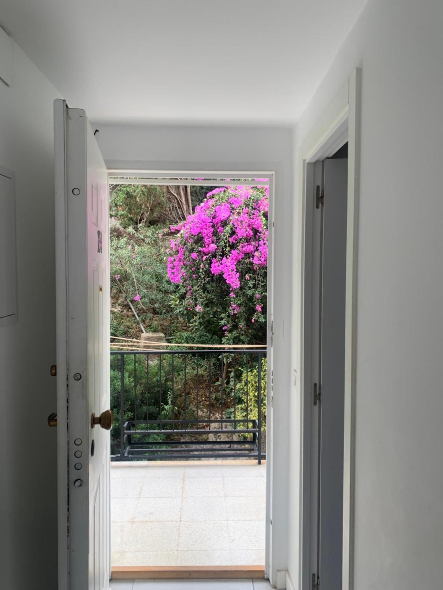 Inviting Studio With Sea View Torremolinos Exterior photo
