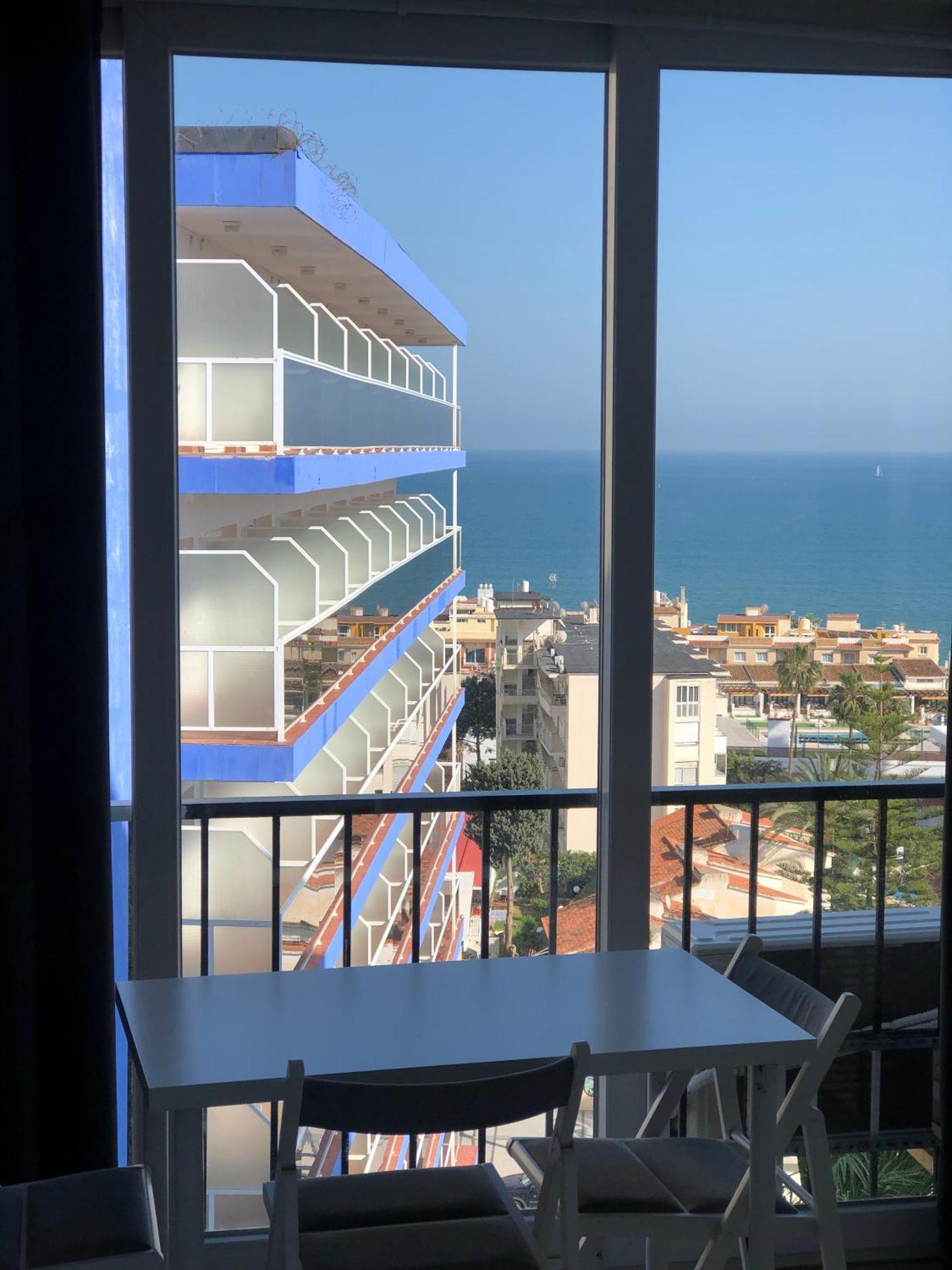 Inviting Studio With Sea View Torremolinos Exterior photo
