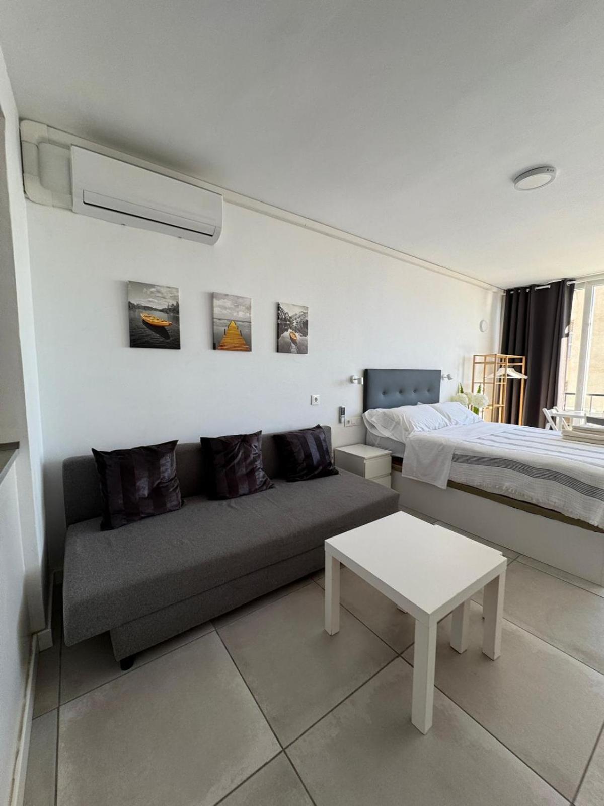 Inviting Studio With Sea View Torremolinos Exterior photo